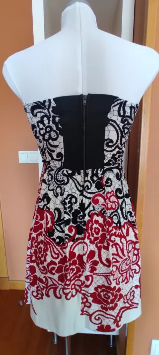 Vestido palabra de honor estampado talla S
