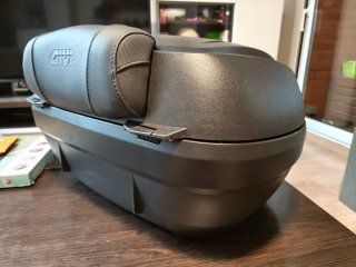 Baúl Givi V47 Negro