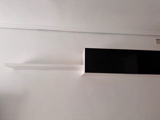 Mueble TV con almacenaje y repisa