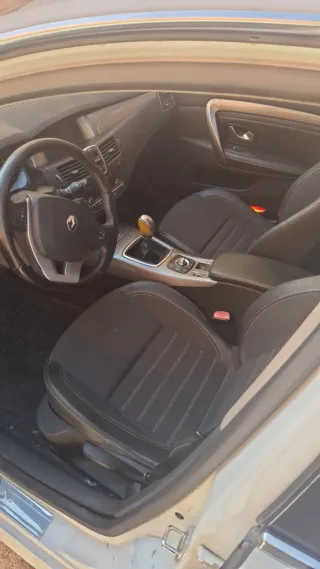 Renault Laguna 2014