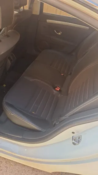 Renault Laguna 2014