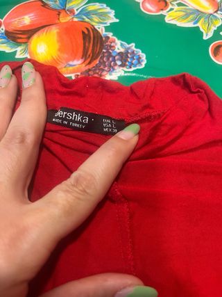 Camiseta acampanada de manga larga roja Berska L