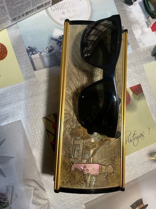 Antigua caja decorativa oriental