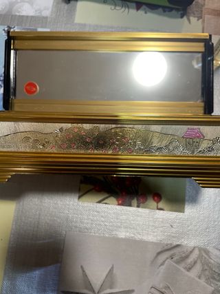 Antigua caja decorativa oriental