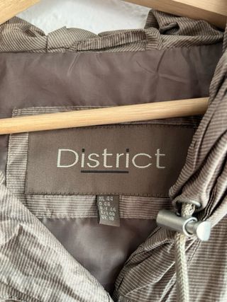 Cortavientos District verde oliva