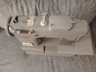 Máquina de coser PFAFF 360