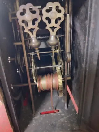 Antiguo reloj de péndulo real  Morez