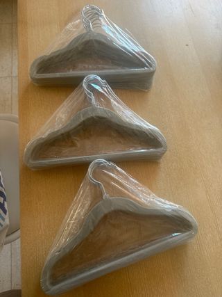 200 Perchas Terciopelo Niñ@ Gris