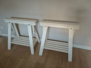 Escritorio de caballetes de madera blancos Ikea