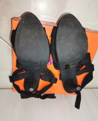 Sandali neri eleganti scamosciati