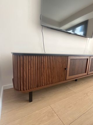 Mueble TV estilo Japandi