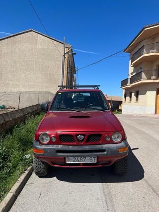 Nissan Terrano II 1996