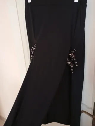 Falda larga Romwe negra talla XL