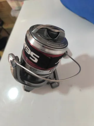 Carrete Shimano Power Aero XT 6000 Baitrunner