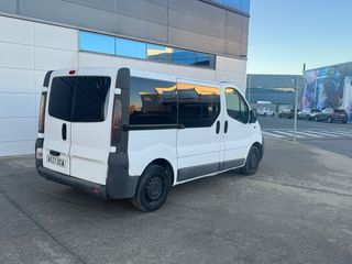 Opel Vivaro 2005