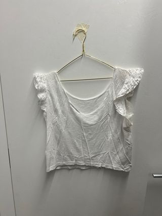 Magliettina H&M bianca con pizzo sulle maniche