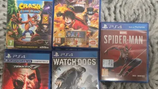 PlayStation 4 con 2 joystick e giochi