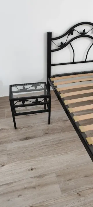 Conjunto de camas de forja negras