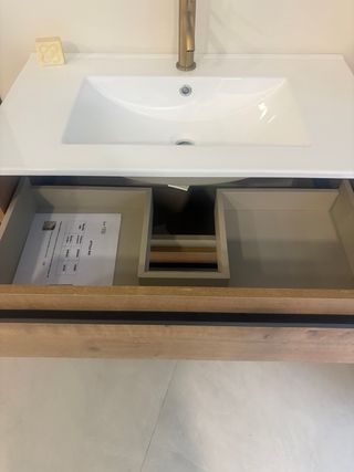 Mueble de baño madera y metal