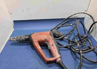 ATORNILLADOR DE PLADUR HILTI SF4000