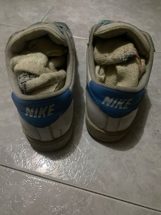 Deportivos Nike Blancos y Azules