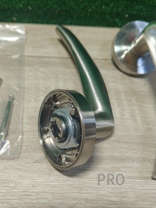 Manetas para puertas de interior Emuca