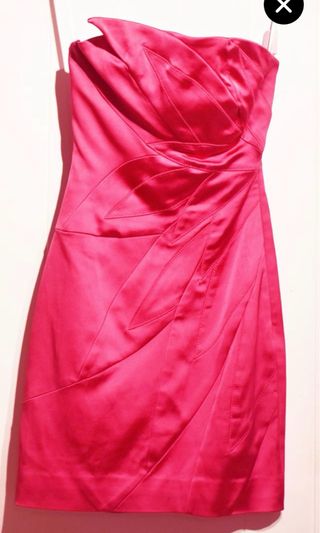 Vestido de fiesta rosa Karen Millen