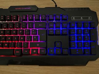 Teclado Gaming RGB Mars Gaming