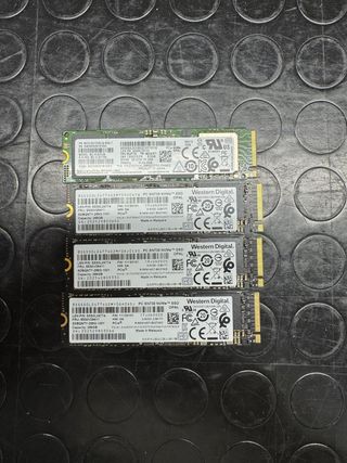 SSD NVMe Western Digital 256GB/512GB