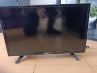 TV Nevir 22 pulgadas con mando a distancia
