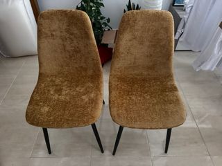 Juego de 2 sillas ocre y negras