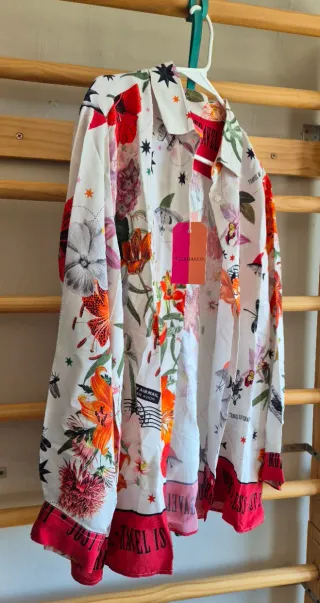 Camisa Vilagallo Estampado Flores Talla 44