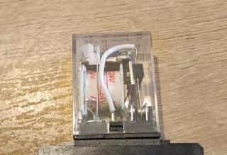 6 Relés HH62P AC24V