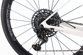 Megamo Factory XX1 (MTB) t.M Reacondicionada