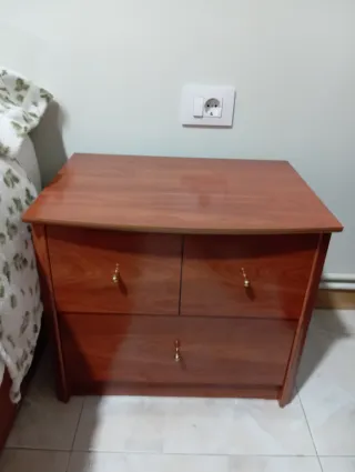 Dormitorio completo madera y espejo