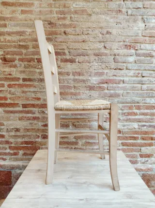 Sillas de madera con asiento de yute
