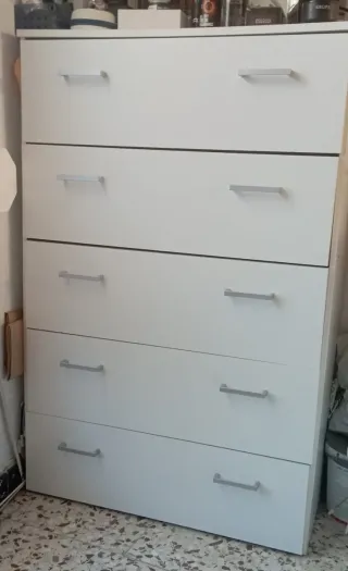 Letto a castello + Cassettiera