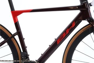 BH Ultralight 7.0 Di2 12V (carretera) t.52 Reacondicionada