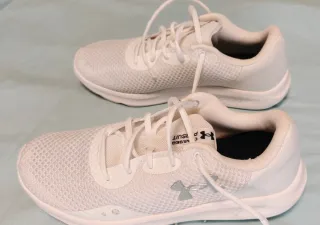 Zapatillas Under Armour Blancas
