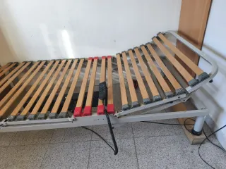 Cama articulada madera y metal