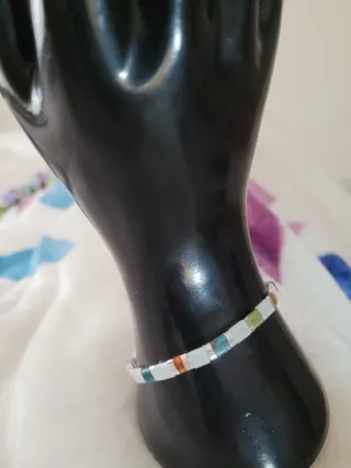 Original pulsera de piedras naturales planas