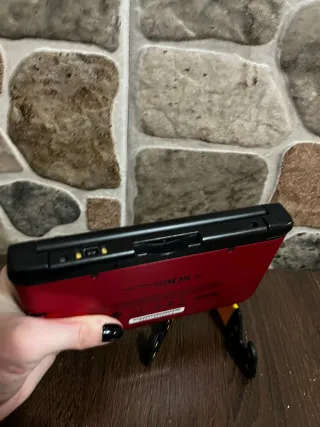 Nintendo 3DS XL Nero/rosso + tanti giochi