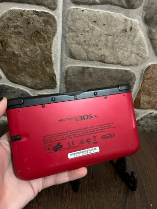 Nintendo 3DS XL Nero/rosso + tanti giochi