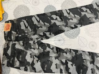 Pantaloni uomo camouflage grigio nero