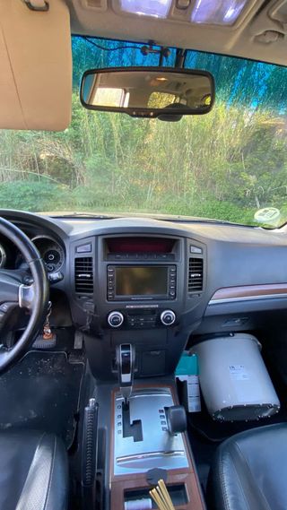 Mitsubishi Montero 2009