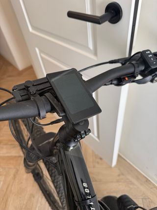 Bicicleta Eléctrica Giant Negra