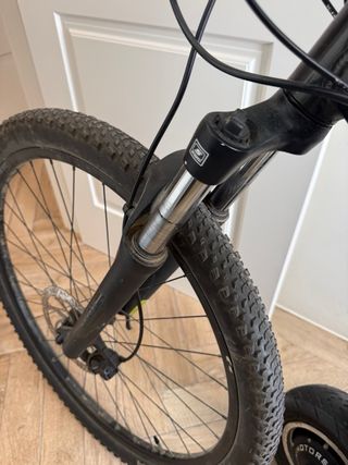 Bicicleta Eléctrica Giant Negra