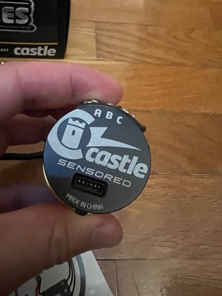 Combo RC Castle Creations Cobra 8 – Motor 2200KV