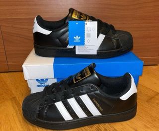 Adidas Superstar Negras y blancas