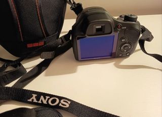 Cámara Sony Cyber-shot 63x Zoom